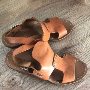 Barbara Barbieri Italian leather sandals